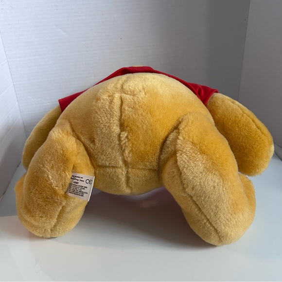 Disney WINNIE THE POOH plush red shirt 16 inches sitting height - Picture 4 of 7